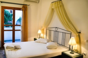 Mary_accommodation_in_Apartment_Cyclades Islands_Sandorini_kamari