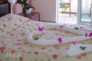 Malou Apartments_accommodation_in_Apartment_Crete_Chania_Daratsos