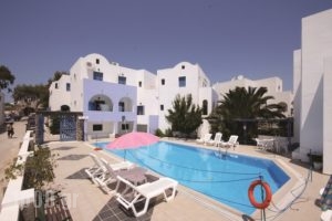 Kalma_holidays_in_Hotel_Cyclades Islands_Sandorini_Mesaria