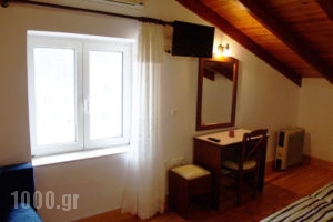 Lily's Apartments_holidays_in_Apartment_Ionian Islands_Paxi_Gaios