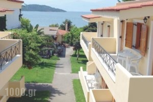 Le Due Sorelle_accommodation_in_Hotel_Central Greece_Fokida_Spilia of Trizonia