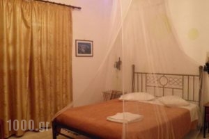 Mirsini Pansion_best prices_in_Hotel_Cyclades Islands_Sandorini_karterados