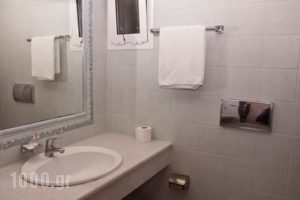 Hotel Pavlou_lowest prices_in_Hotel_Piraeus islands - Trizonia_Trizonia_Trizonia Rest Areas