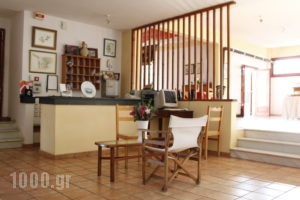 Heleni Apartments_best deals_Apartment_Peloponesse_Argolida_Archea (Palea) Epidavros