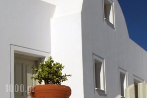 Irida_lowest prices_in_Hotel_Cyclades Islands_Sandorini_Imerovigli