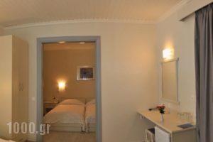 Klimis Hotel_lowest prices_in_Hotel_Piraeus Islands - Trizonia_Spetses_Spetses Chora