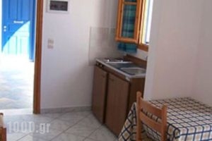 Pavlis Studios & Rooms_best deals_Room_Cyclades Islands_Paros_Paros Chora