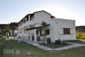 Virginia's Beachfront Apartments_travel_packages_in_Ionian Islands_Corfu_Kavos