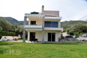 Our House - Luxury Apartments_accommodation_in_Room_Macedonia_Kavala_Nea Iraklitsa
