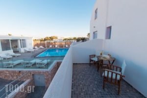 Odysseas_accommodation_in_Hotel_Cyclades Islands_Sandorini_Sandorini Chora