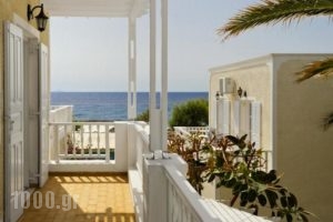 Dolphins Apartments_best prices_in_Apartment_Cyclades Islands_Sandorini_Sandorini Chora