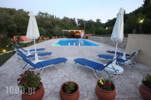 Apartments Despina_travel_packages_in_Ionian Islands_Corfu_Benitses