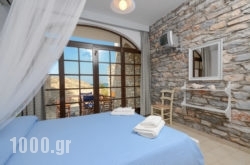 Victoria Studios in Mikri Vigla, Naxos, Cyclades Islands