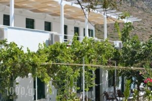 Oasis_accommodation_in_Hotel_Cyclades Islands_Sifnos_Kamares