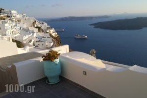 Remvi Suites_best deals_Hotel_Cyclades Islands_Sandorini_Fira