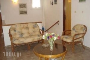 Smalis Studios_lowest prices_in_Hotel_Dodekanessos Islands_Leros_Leros Chora