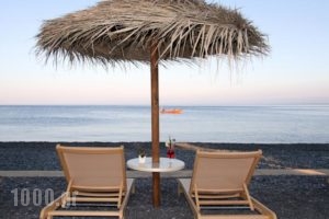 Makris Hotel_travel_packages_in_Cyclades Islands_Sandorini_kamari