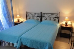 Villa Roussa_accommodation_in_Villa_Cyclades Islands_Sandorini_Sandorini Chora
