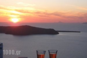 Merovigliosso_accommodation_in_Hotel_Cyclades Islands_Sandorini_Imerovigli