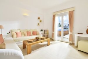 Tamarix Del Mar Suites_best deals_Hotel_Cyclades Islands_Sandorini_kamari
