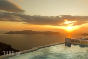 Astra Suites_travel_packages_in_Cyclades Islands_Sandorini_Imerovigli