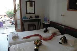 Fomithea_lowest prices_in_Hotel_Cyclades Islands_Sandorini_kamari