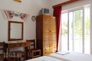 Georgias Rooms_lowest prices_in_Room_Dodekanessos Islands_Tilos_Tilos Chora