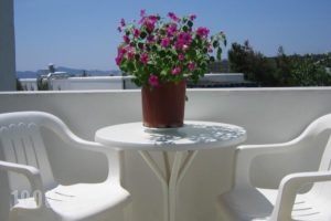 Popis Apartments_travel_packages_in_Cyclades Islands_Paros_Paros Chora
