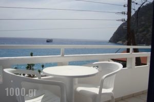 Gigilos_holidays_in_Hotel_Crete_Chania_Sfakia