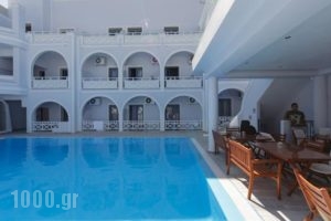 Blue Waves_best deals_Hotel_Cyclades Islands_Sandorini_kamari