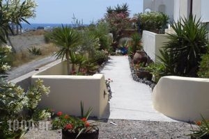 Marina's Studios_best deals_Hotel_Cyclades Islands_Sandorini_Fira