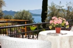 Valedina Rooms in Edipsos, Evia, Central Greece