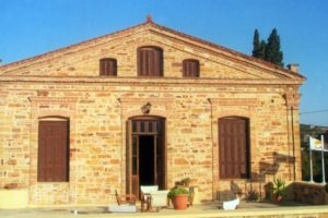 Arhodico Agricultural Pansion_best deals_Hotel_Aegean Islands_Chios_Chios Rest Areas