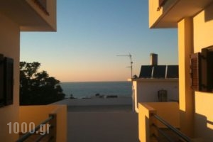 Castelli Studios & Apartments_travel_packages_in_Crete_Rethymnon_Panormos