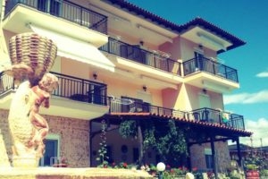 Sofia & Lakis House_accommodation_in_Hotel_Macedonia_Halkidiki_Agios Nikolaos