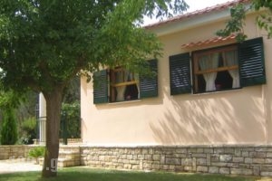 Natasa_accommodation_in_Hotel_Thessaly_Magnesia_Pilio Area