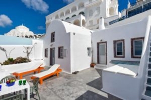 Revelis_best deals_Hotel_Cyclades Islands_Sandorini_Fira