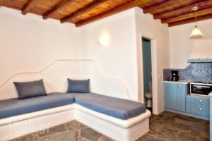Parathyro Sto Aigaio 2 - Small Suites_best prices_in_Hotel_Cyclades Islands_Tinos_Tinosst Areas