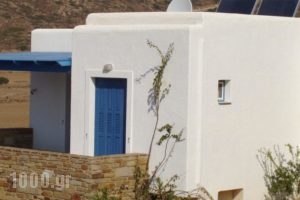 Helena's Apartments_best deals_Apartment_Cyclades Islands_Ios_Ios Chora