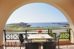 Nanakis Beach Luxury Apartments in  Agioi Theodori , Korinthia, Peloponesse