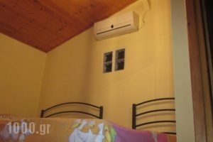 Rooms & Studios Christina_travel_packages_in_Macedonia_Halkidiki_Toroni