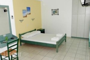 Dora Studios 2_best deals_Hotel_Cyclades Islands_Andros_Andros City