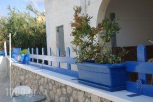 Marousi Rooms_holidays_in_Room_Cyclades Islands_Sandorini_Perissa