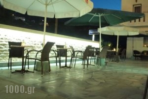 Serifos Beach Hotel_best deals_Hotel_Cyclades Islands_Serifos_Livadi