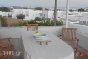 Paros House_accommodation_in_Hotel_Cyclades Islands_Paros_Alyki