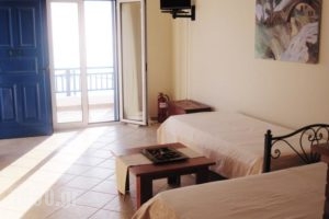 Prapas Apartments_accommodation_in_Apartment_Piraeus Islands - Trizonia_Kithira_Kithira Chora