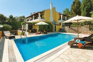 Avgusta_accommodation_in_Hotel_Ionian Islands_Corfu_Nisaki