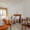 Fotis Studios Apartments_travel_packages_in_Crete_Heraklion_Gouves