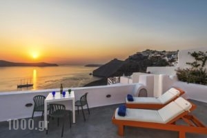 Revelis_holidays_in_Hotel_Cyclades Islands_Sandorini_Fira