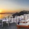 Revelis_holidays_in_Hotel_Cyclades Islands_Sandorini_Fira